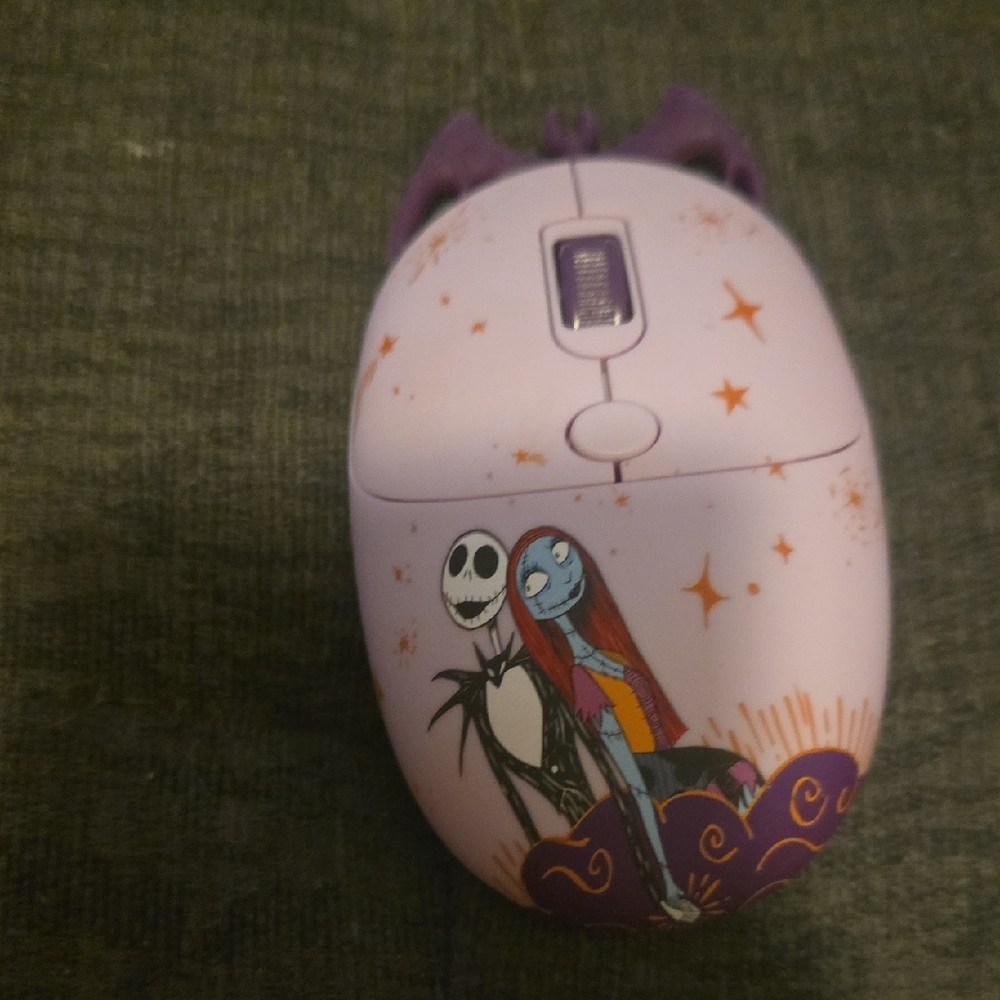 Purple Wireless Mouse with Halloween Design
